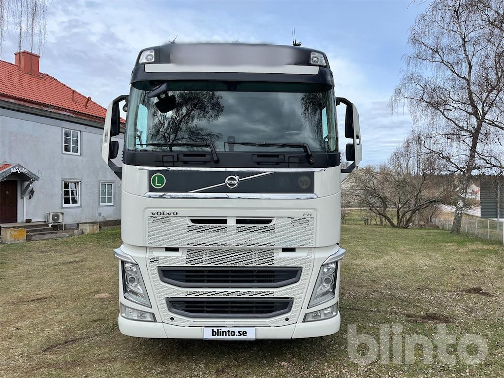 VOLVO FH 6*2 - Tractor: foto 2 VOLVO FH 6*2 - Tractor: foto 2