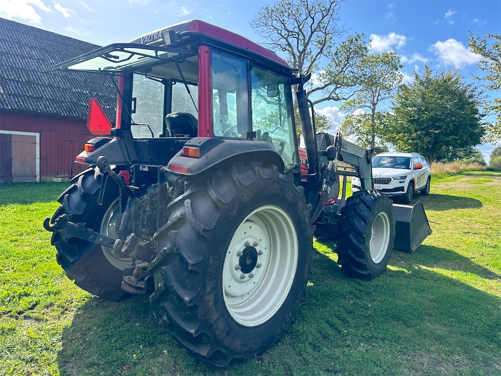 VALTRA A75-4 - Trator: foto 5 VALTRA A75-4 - Trator: foto 5