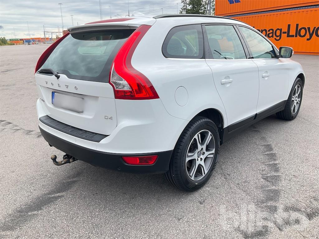 VOLVO D + XC60 - Automóvel: foto 1 VOLVO D + XC60 - Automóvel: foto 1
