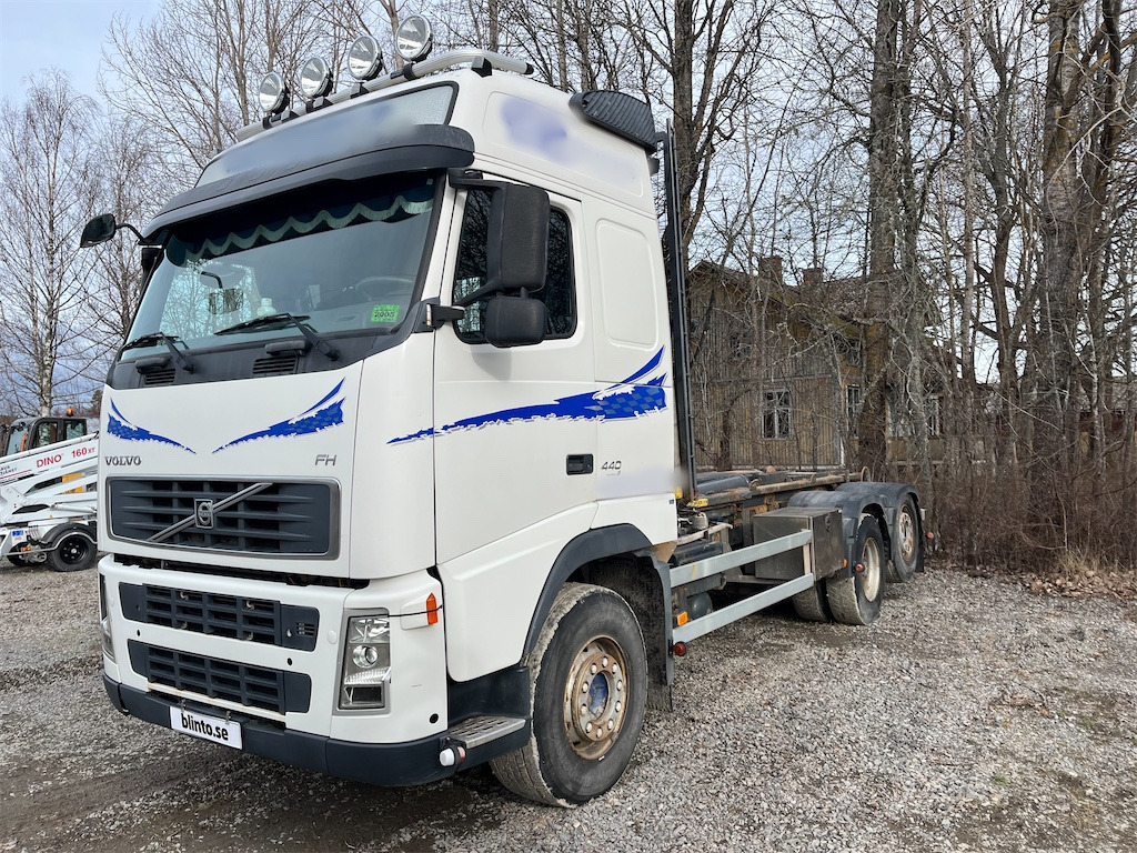 VOLVO FH- 440 6*2 - Camião polibenne: foto 1 VOLVO FH- 440 6*2 - Camião polibenne: foto 1