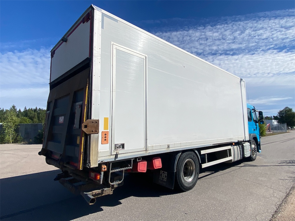 VOLVO FM 4*2 330 - Camião furgão: foto 5 VOLVO FM 4*2 330 - Camião furgão: foto 5