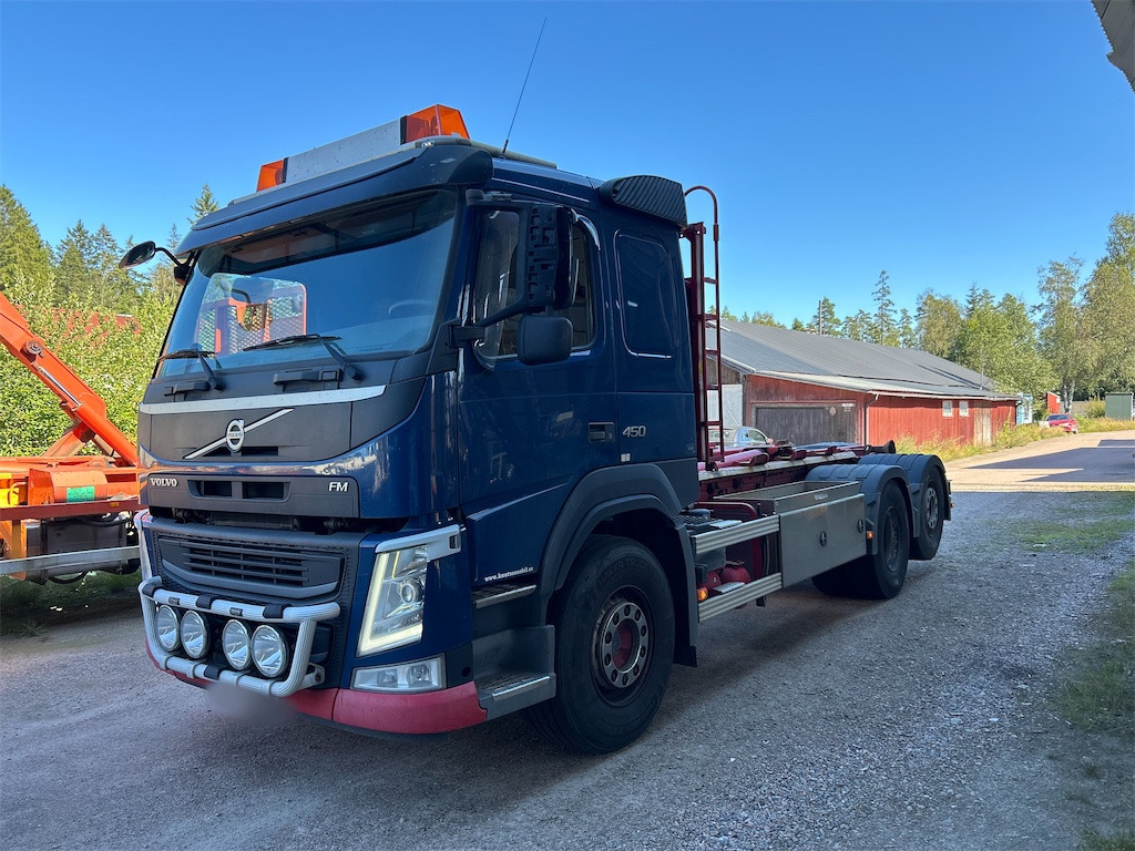 VOLVO FM 6*2 - Camião polibenne: foto 1 VOLVO FM 6*2 - Camião polibenne: foto 1