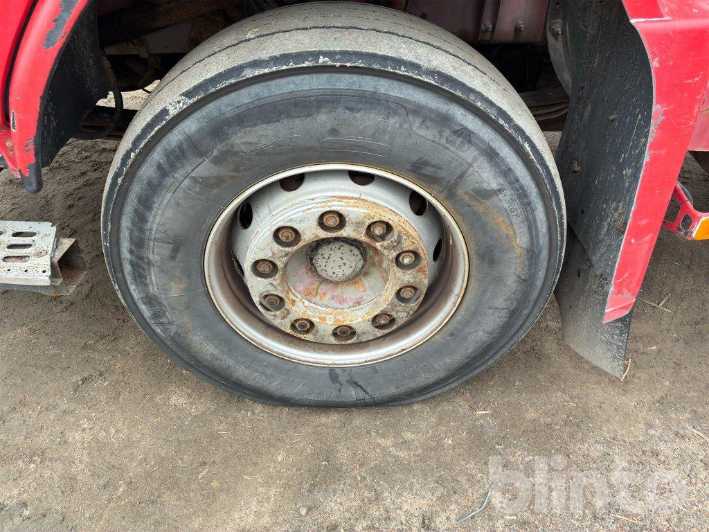 Camião polibenne VOLVO FM9 6X2 med underbett: foto 45 Camião polibenne VOLVO FM9 6X2 med underbett: foto 45