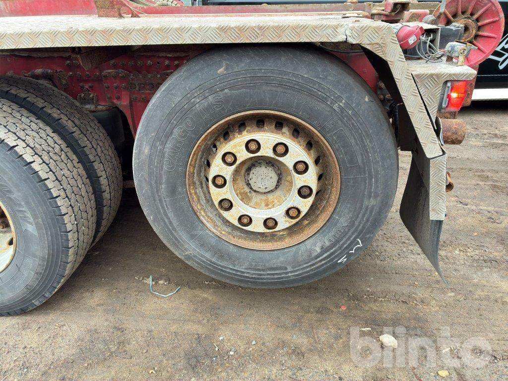 Camião polibenne VOLVO FM9 6X2 med underbett: foto 32 Camião polibenne VOLVO FM9 6X2 med underbett: foto 32