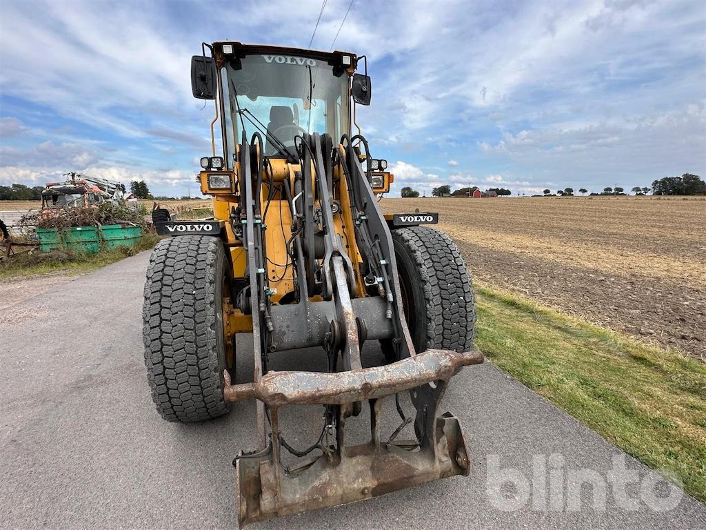 VOLVO L50D - Pá carregadora de rodas: foto 2 VOLVO L50D - Pá carregadora de rodas: foto 2