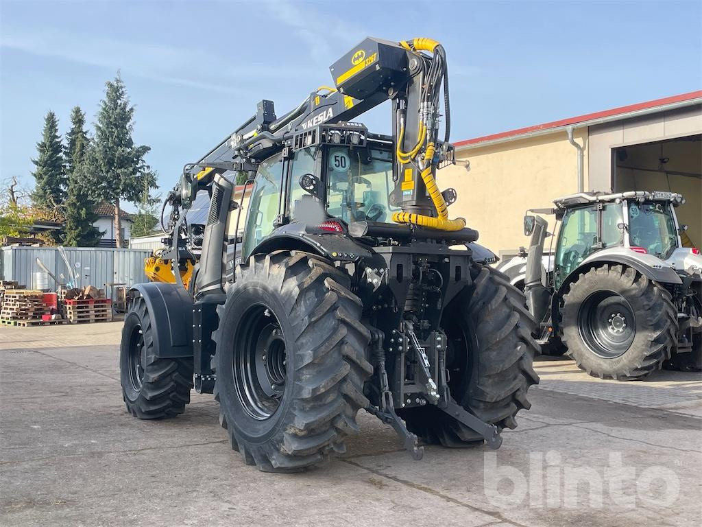 Valtra T175 EV (2024) mit Kesla 326 T Forwarderkran - Trator: foto 4 Valtra T175 EV (2024) mit Kesla 326 T Forwarderkran - Trator: foto 4