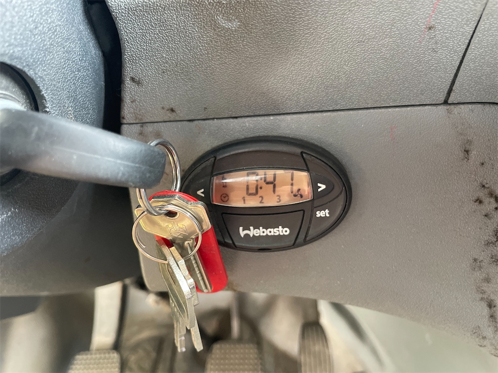 Veículo comercial IVECO DAILY 35S14: foto 14