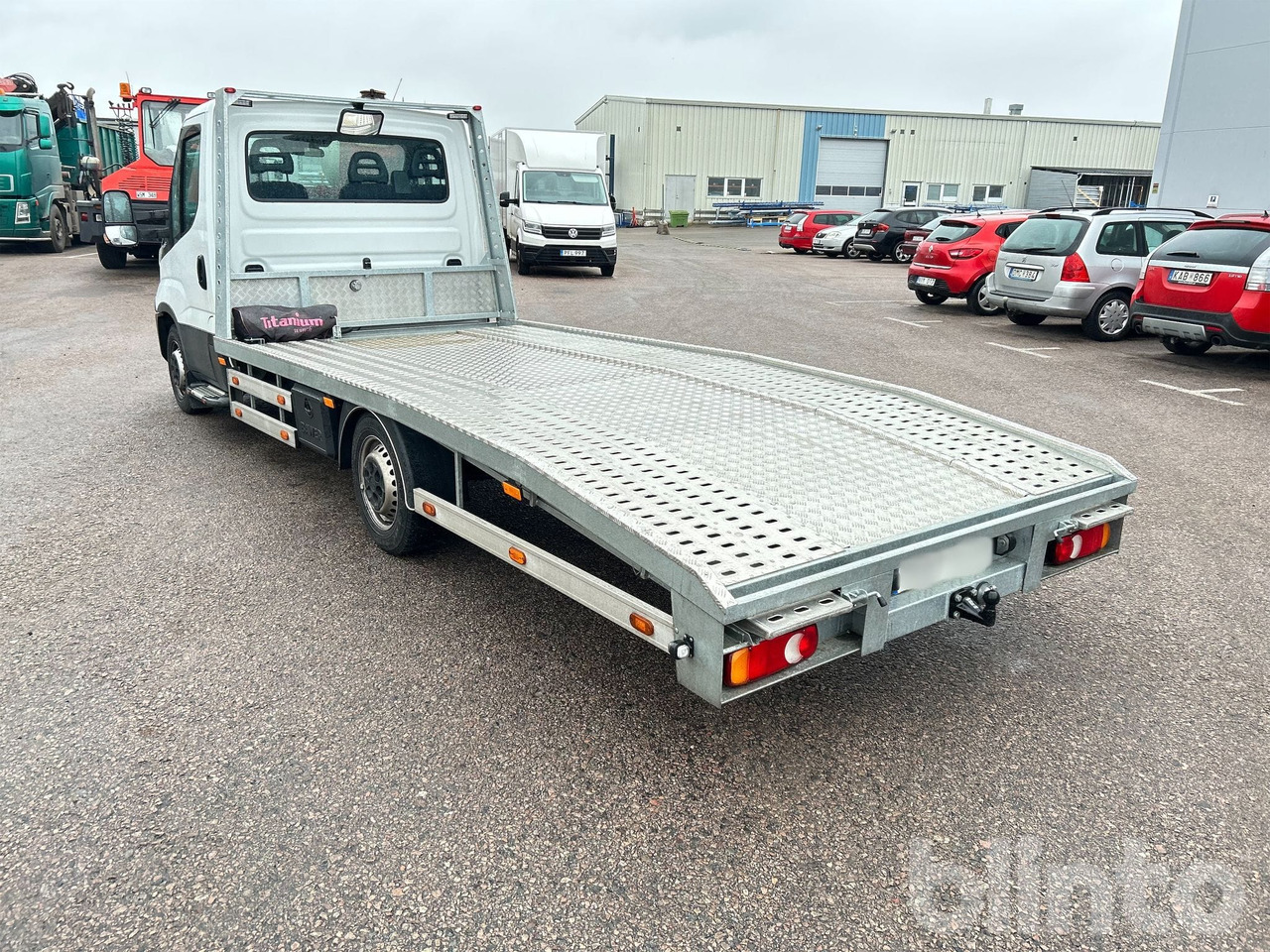 IVECO Dalily Bärgarbil 156HK automat - Veículo comercial: foto 3 IVECO Dalily Bärgarbil 156HK automat - Veículo comercial: foto 3