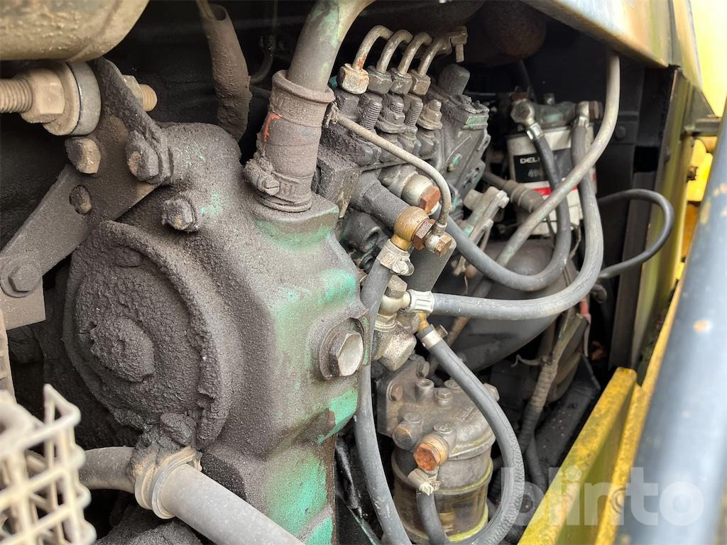 Retroescavadeira Volvo BM 6300 med redskap: foto 27