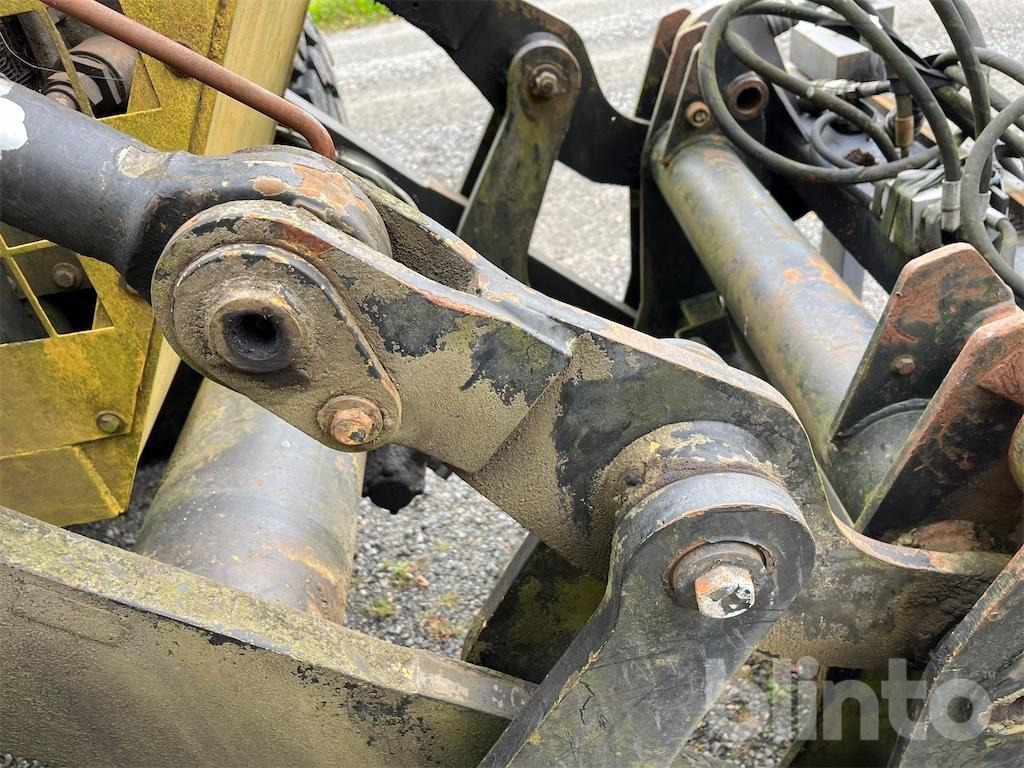 Retroescavadeira Volvo BM 6300 med redskap: foto 35