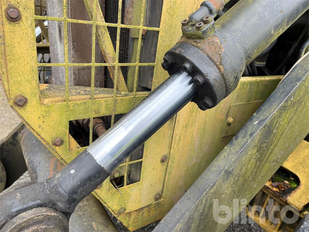 Retroescavadeira Volvo BM 6300 med redskap: foto 29