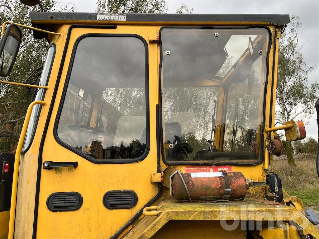 Retroescavadeira Volvo BM 6300 med redskap: foto 9