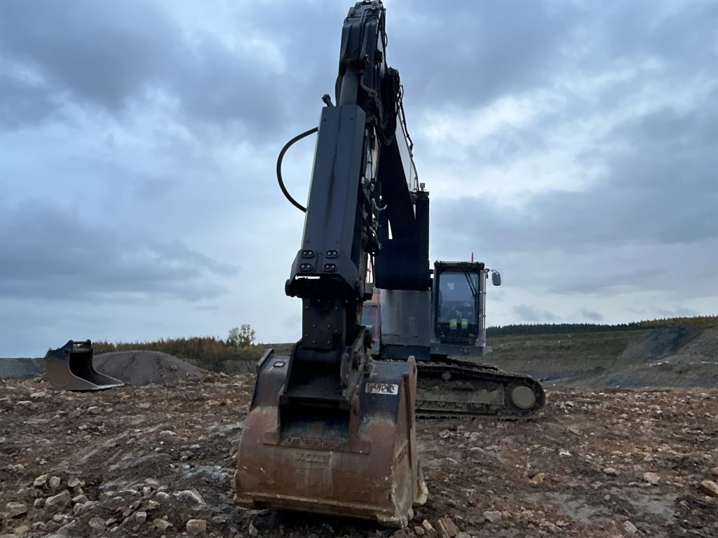 Volvo EC300EL - Escavadora de rastos: foto 2 Volvo EC300EL - Escavadora de rastos: foto 2