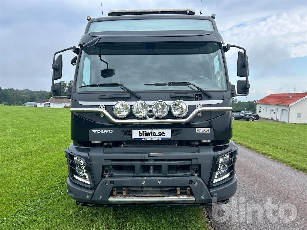 Volvo FMX460 6x2 HIAB Ultima 18T - Camião polibenne: foto 2 Volvo FMX460 6x2 HIAB Ultima 18T - Camião polibenne: foto 2