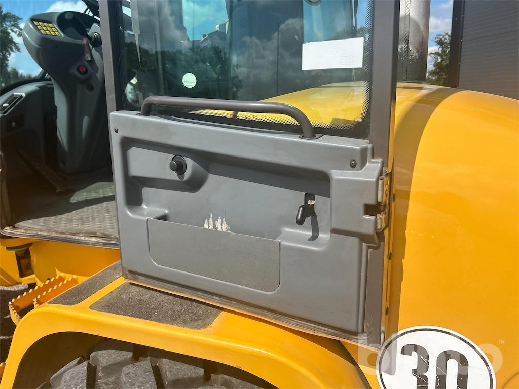 Pá carregadora de rodas Volvo L30B Pro -  3 Redskap & Hjul - 1 Ägare: foto 47