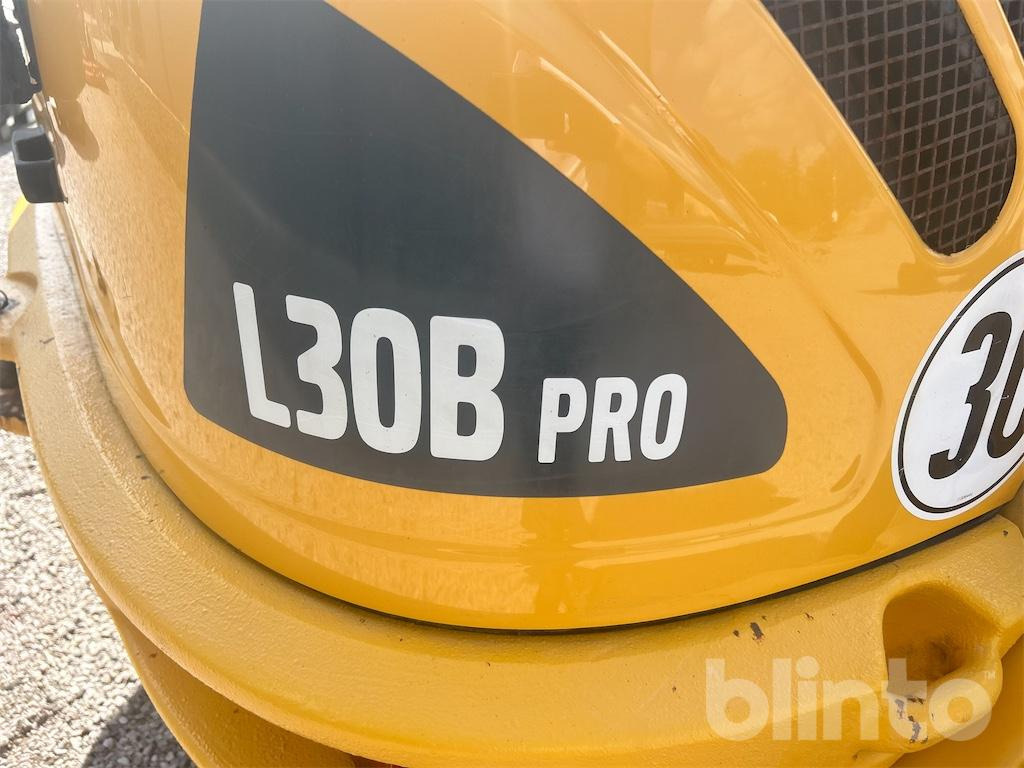 Pá carregadora de rodas Volvo L30B Pro -  3 Redskap & Hjul - 1 Ägare: foto 39