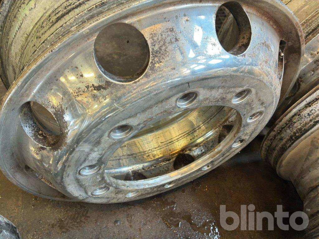 Volvo - Jante por Camião: foto 5 Volvo - Jante por Camião: foto 5