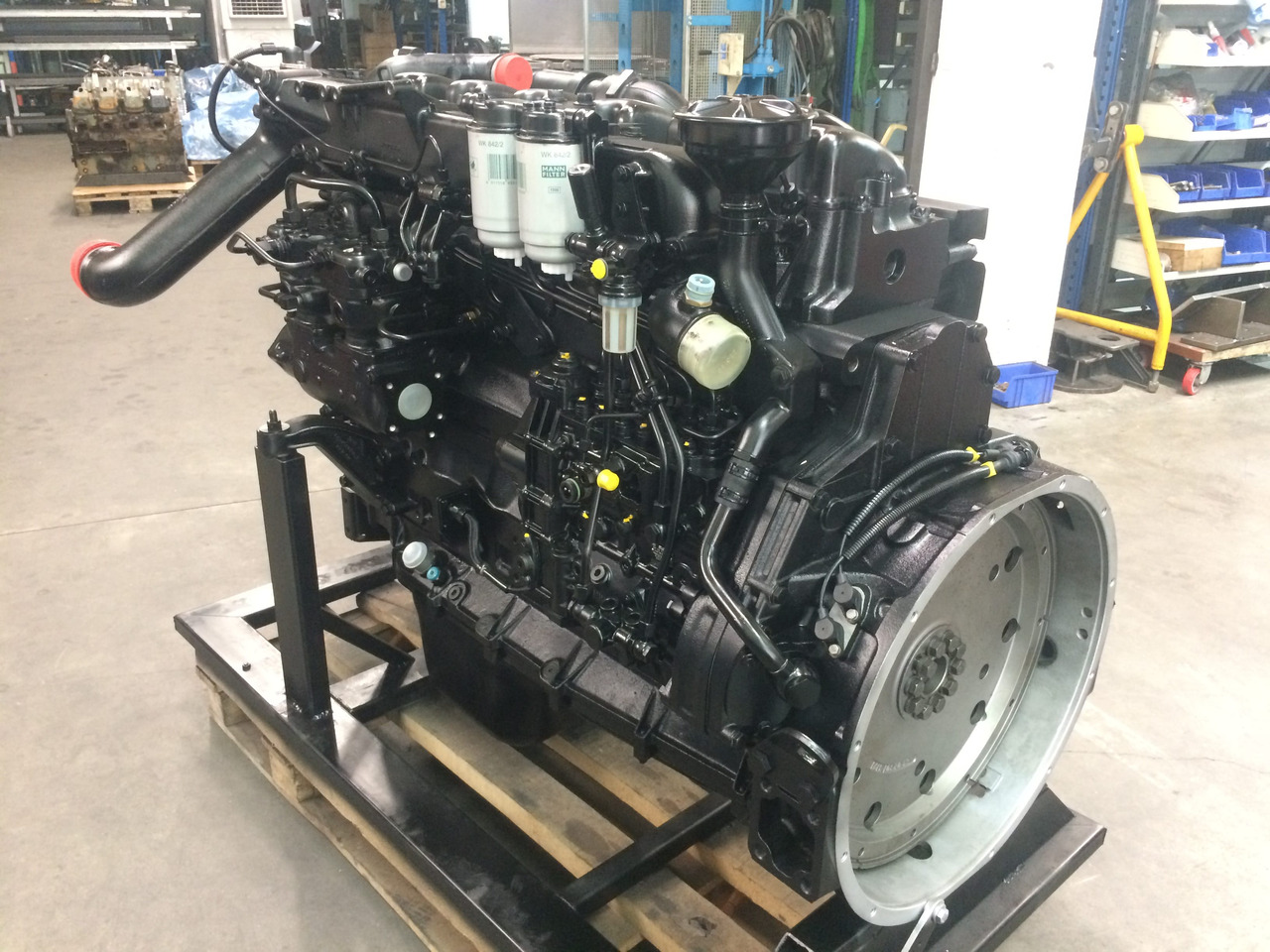 MOTORE COMPLETO MAN D2876LF02 - 338kW / 460CV - EURO 2 - Motor: foto 4 MOTORE COMPLETO MAN D2876LF02 - 338kW / 460CV - EURO 2 - Motor: foto 4
