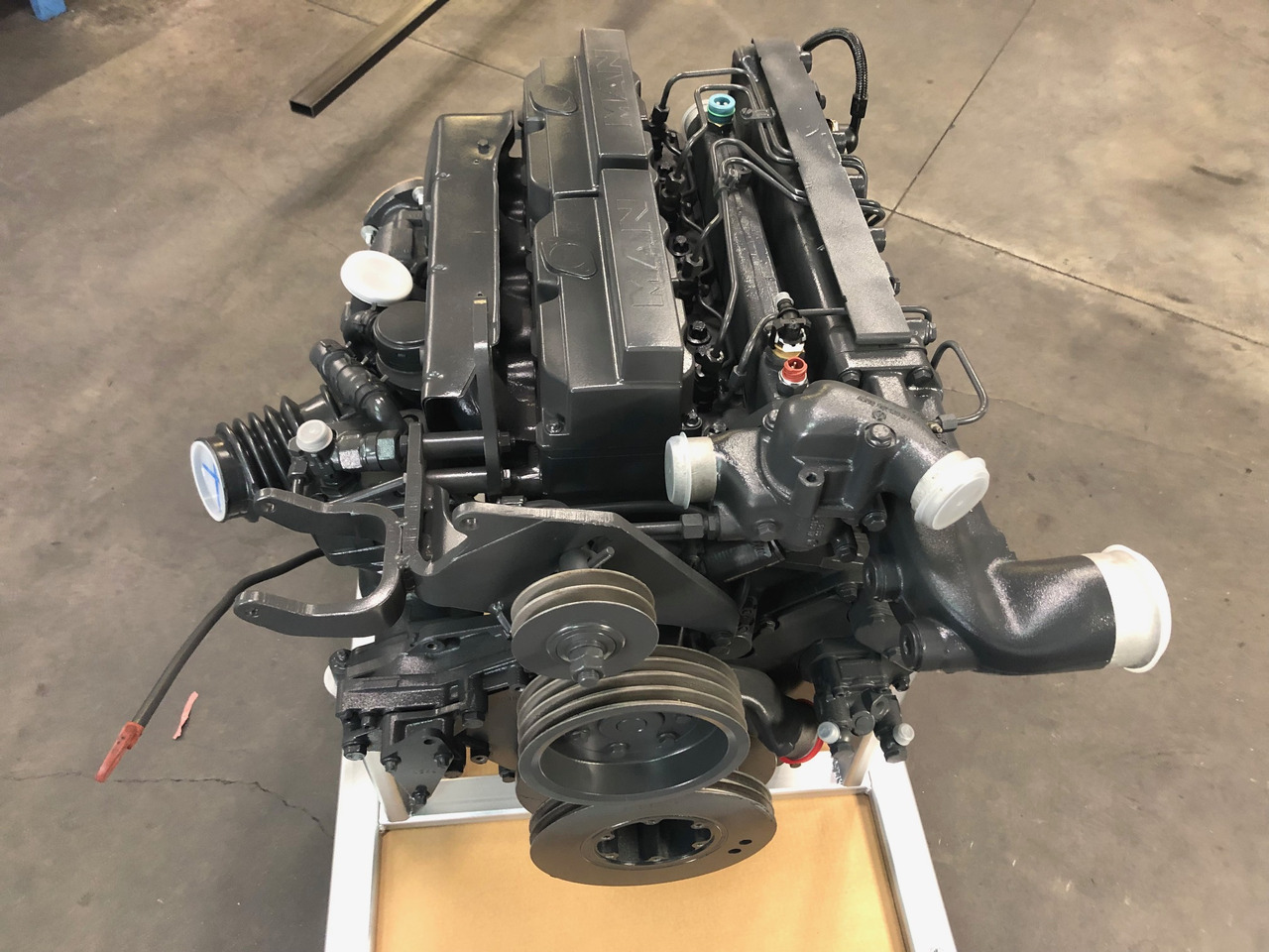 MOTORE MAN D0834LOH02 / D0834 LOH02 - 170CV - EURO 3 - completo - Motor: foto 3 MOTORE MAN D0834LOH02 / D0834 LOH02 - 170CV - EURO 3 - completo - Motor: foto 3