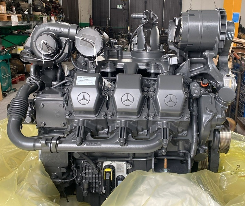Motore Mercedes OM501LA.E3A/1 - Variante 941.991 - Motor por Camião: foto 1 Motore Mercedes OM501LA.E3A/1 - Variante 941.991 - Motor por Camião: foto 1