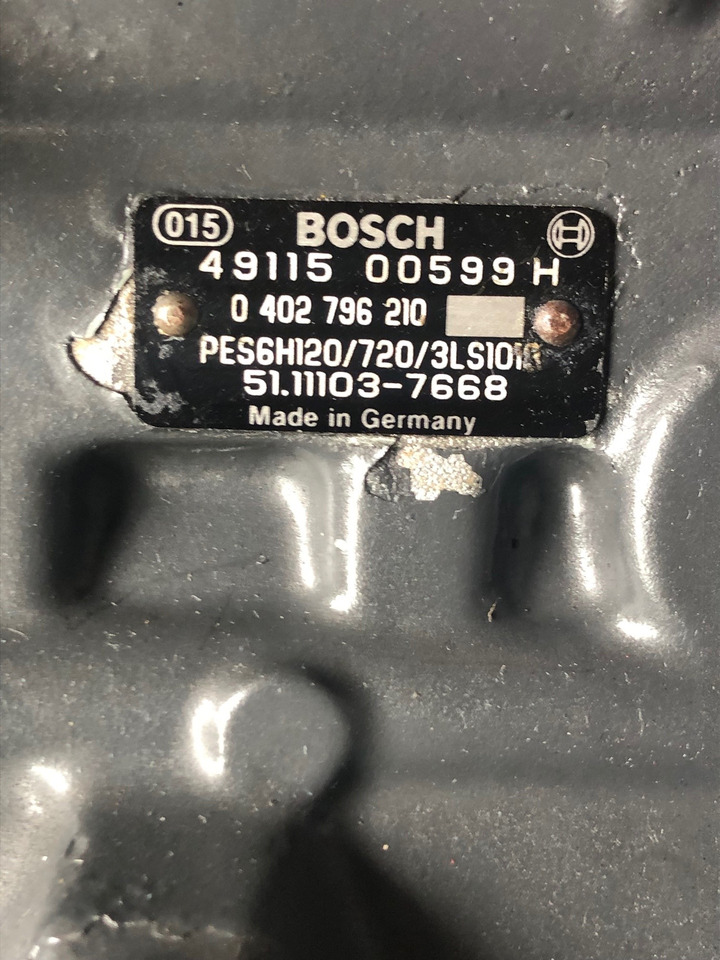 POMPA INIEZIONE RIF. BOSCH 0402796210 / RIF. MAN 51111037618 - Bomba de combustivel: foto 4 POMPA INIEZIONE RIF. BOSCH 0402796210 / RIF. MAN 51111037618 - Bomba de combustivel: foto 4