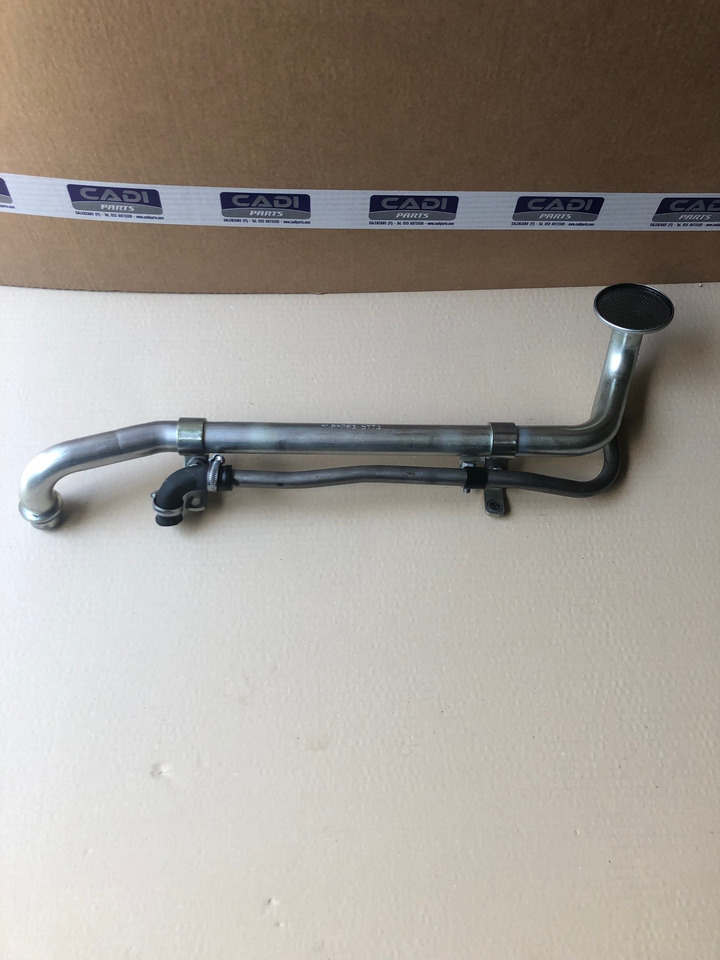 TUBO ASPIRAZIONE OLIO MAN 51057035773 - Motor e peças por Camião: foto 1 TUBO ASPIRAZIONE OLIO MAN 51057035773 - Motor e peças por Camião: foto 1