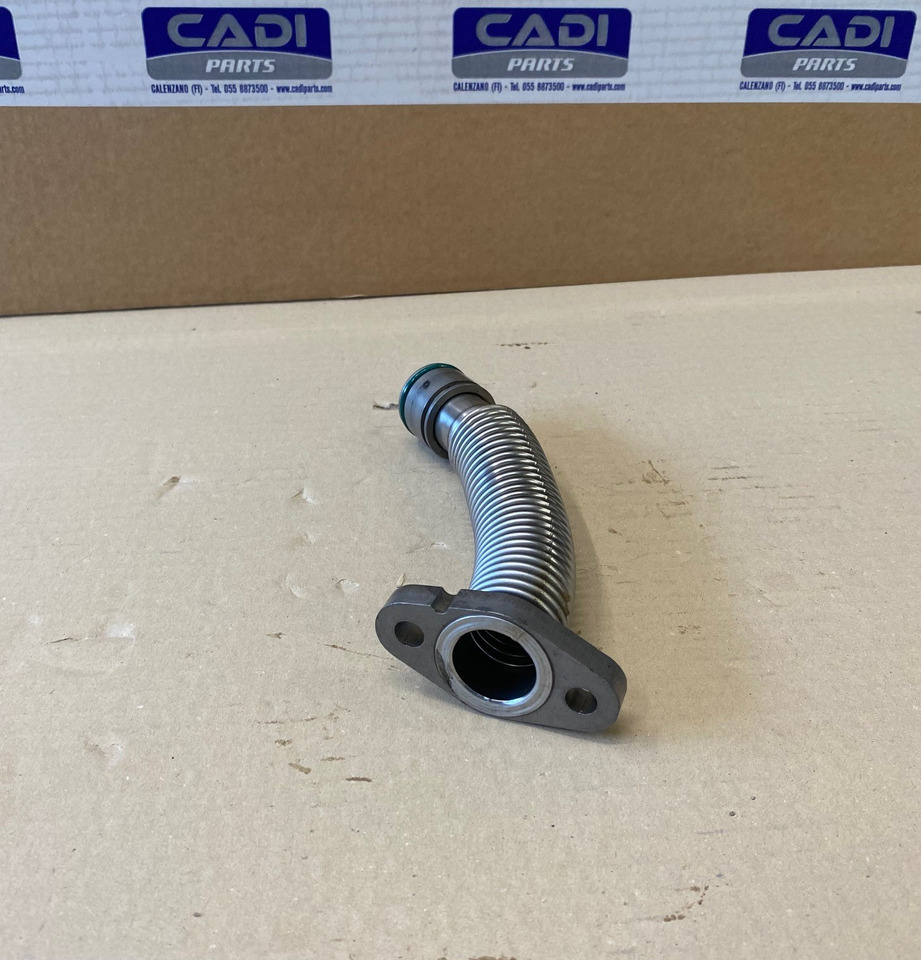 TUBO RITORNO OLIO MAN 51057035881 - Motor e peças por Camião: foto 2 TUBO RITORNO OLIO MAN 51057035881 - Motor e peças por Camião: foto 2