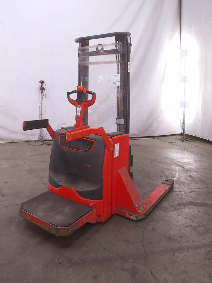 Linde L14 - Stacker: foto 2 Linde L14 - Stacker: foto 2