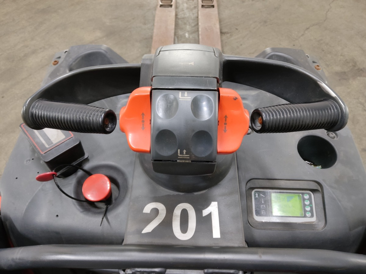 Linde T20SP-02/LIION/2400M - Porta-palete: foto 3 Linde T20SP-02/LIION/2400M - Porta-palete: foto 3
