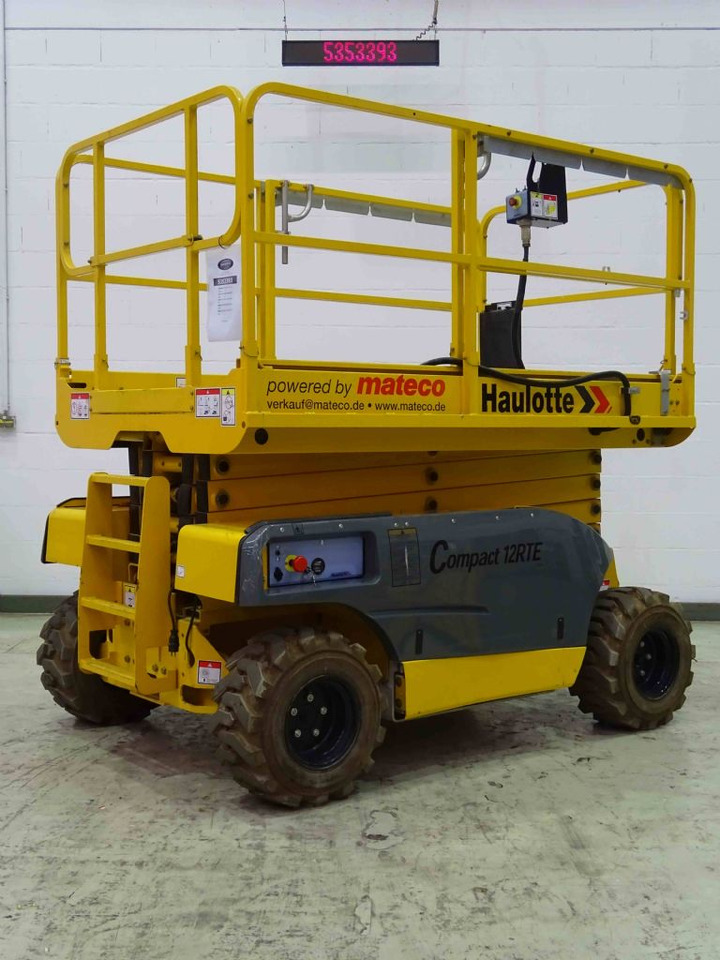 Haulotte COMPACT12RTE - Máquina de construção: foto 2 Haulotte COMPACT12RTE - Máquina de construção: foto 2