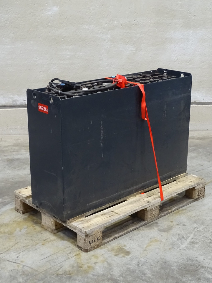Weitere 48V620AH - Máquina de construção: foto 1 Weitere 48V620AH - Máquina de construção: foto 1