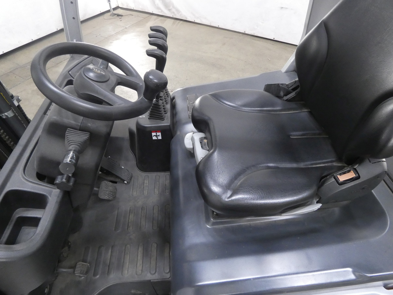 STILL RCE20P/LIION - Empilhadeira elétrica: foto 3 STILL RCE20P/LIION - Empilhadeira elétrica: foto 3