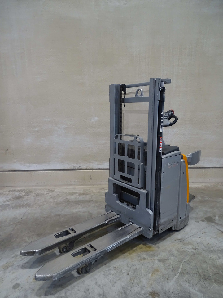 Still EXV-SF16I - Stacker: foto 1 Still EXV-SF16I - Stacker: foto 1