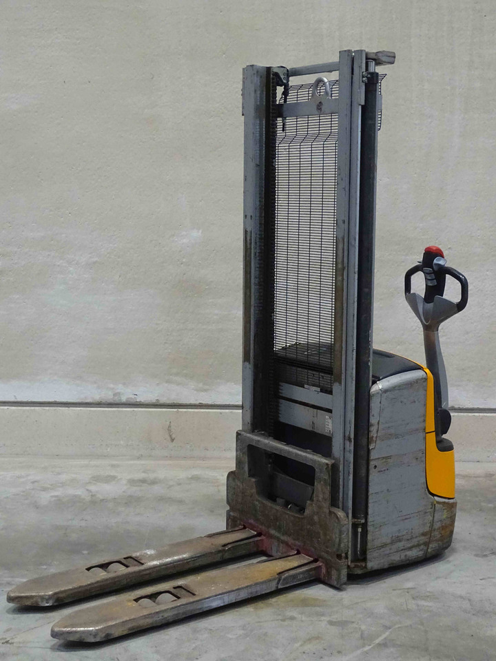 Still EXV14C - Stacker: foto 1 Still EXV14C - Stacker: foto 1
