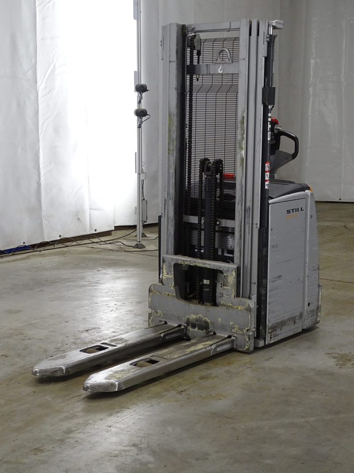 Still EXV16 - Stacker: foto 1 Still EXV16 - Stacker: foto 1