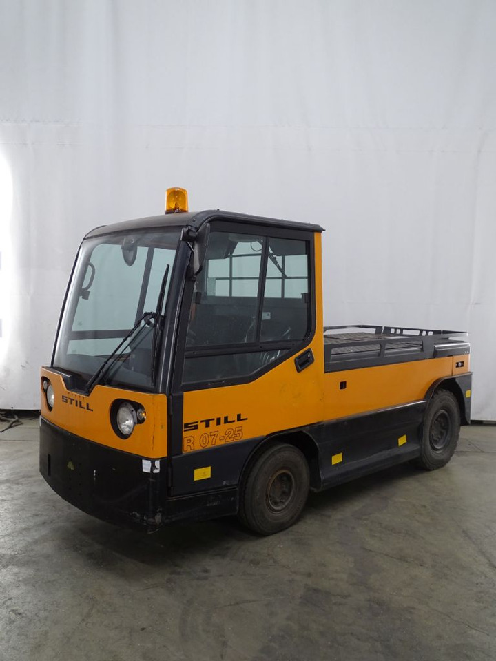 Still R07-25 - Trator elétrics: foto 1 Still R07-25 - Trator elétrics: foto 1