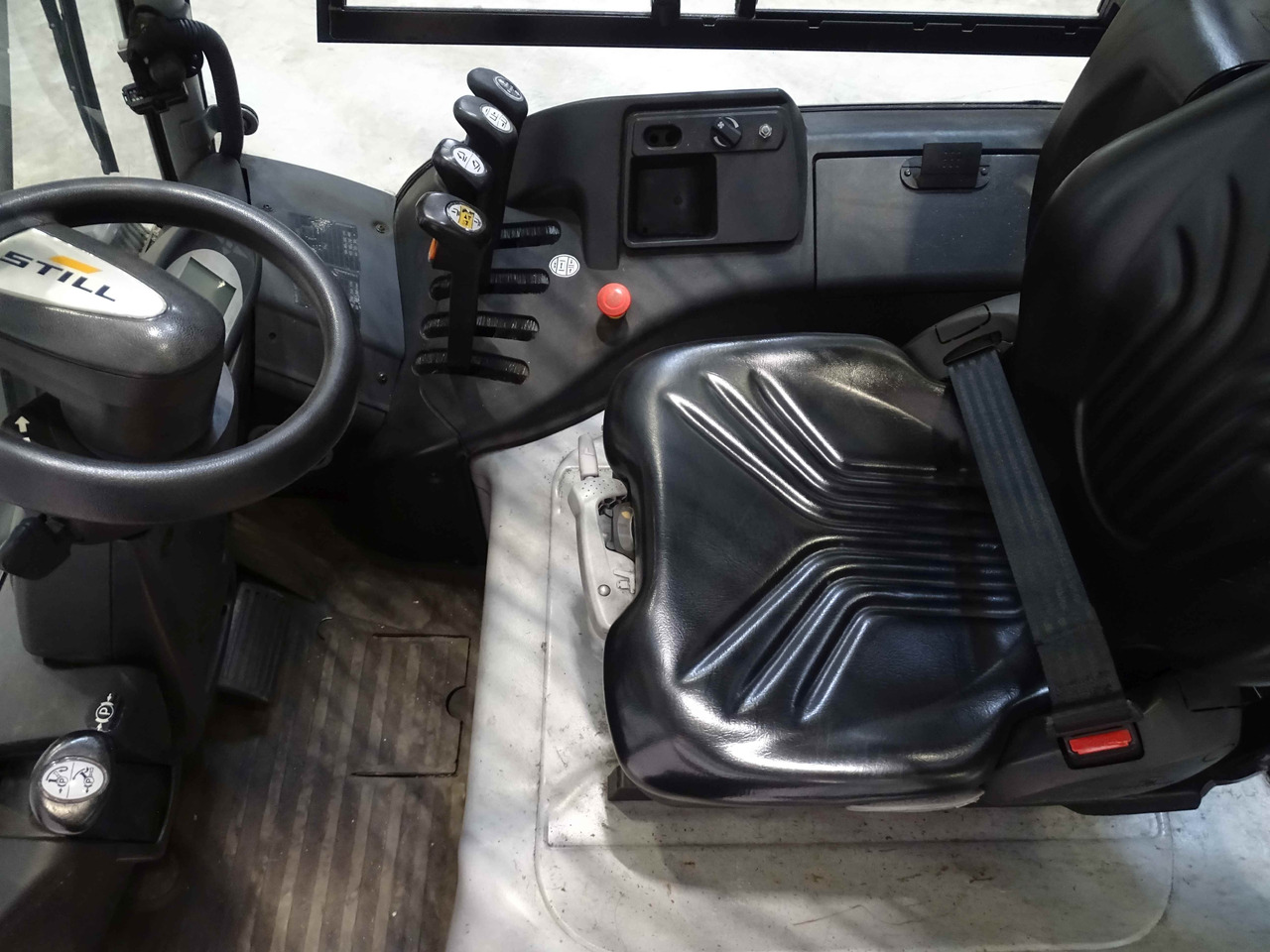 Still RX60-25 - Empilhadeira elétrica: foto 3 Still RX60-25 - Empilhadeira elétrica: foto 3