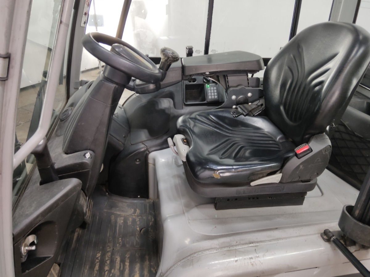 Still RX60-30 - Empilhadeira elétrica: foto 3 Still RX60-30 - Empilhadeira elétrica: foto 3