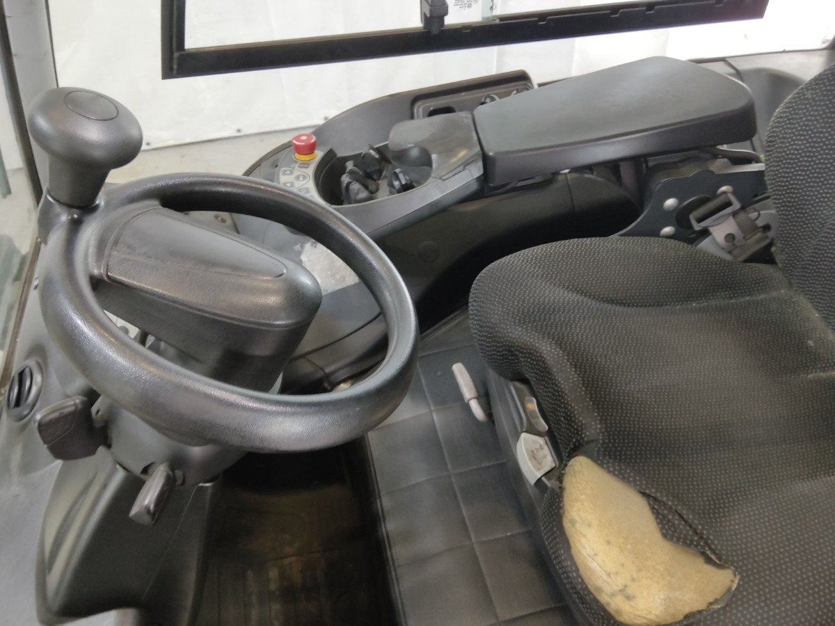 Still RX60-35/GETRÄNKE - Empilhadeira elétrica: foto 3 Still RX60-35/GETRÄNKE - Empilhadeira elétrica: foto 3