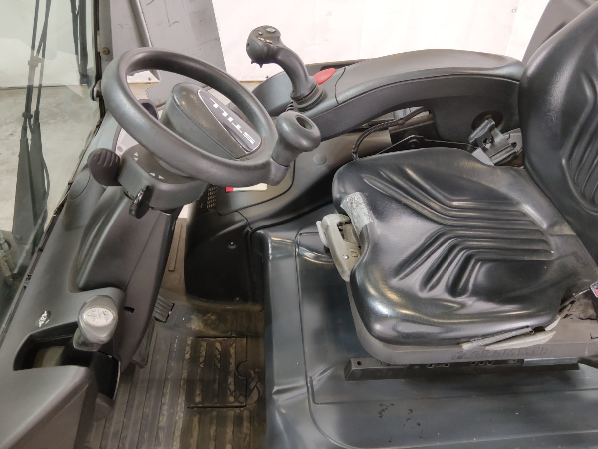 Still RX60-40 - Empilhadeira elétrica: foto 3 Still RX60-40 - Empilhadeira elétrica: foto 3