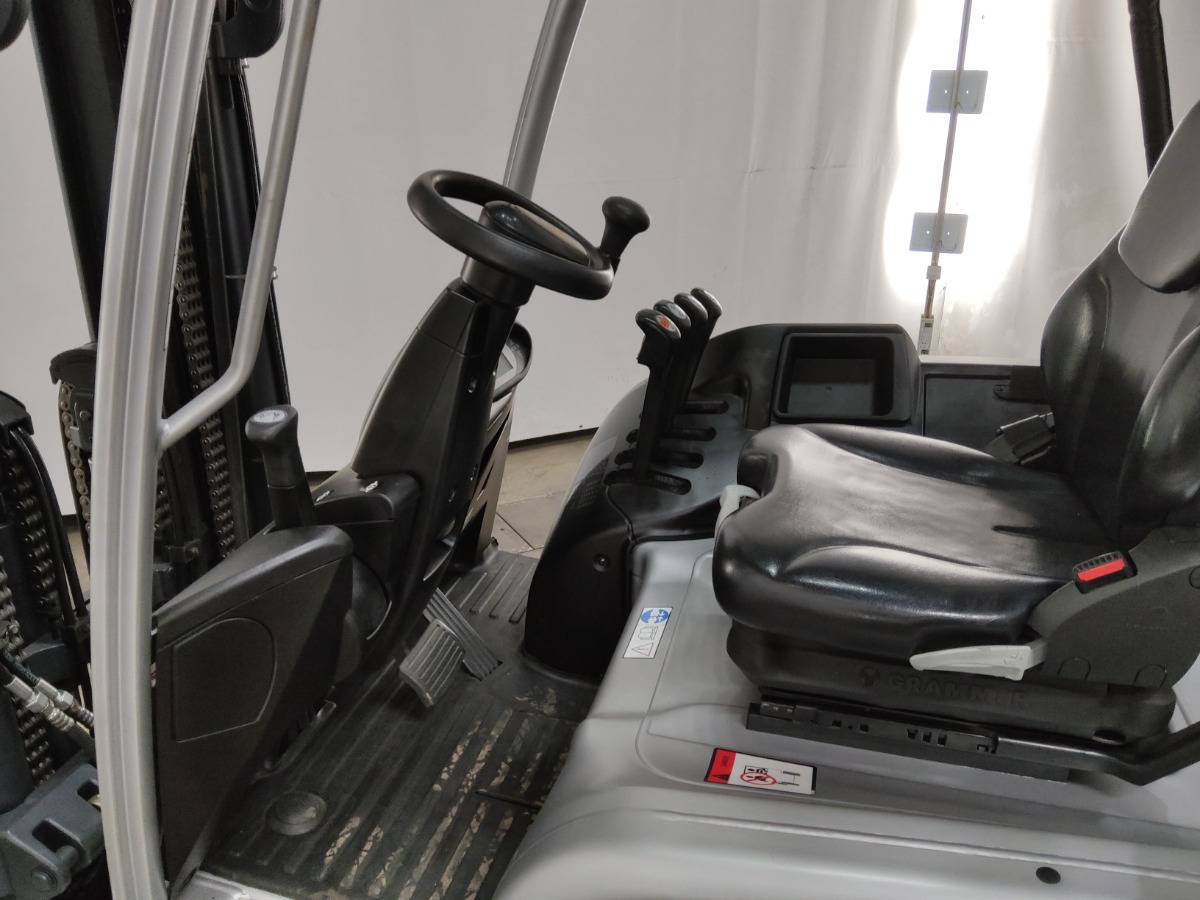 Still RX60-50/BATT.NEU - Empilhadeira elétrica: foto 3 Still RX60-50/BATT.NEU - Empilhadeira elétrica: foto 3