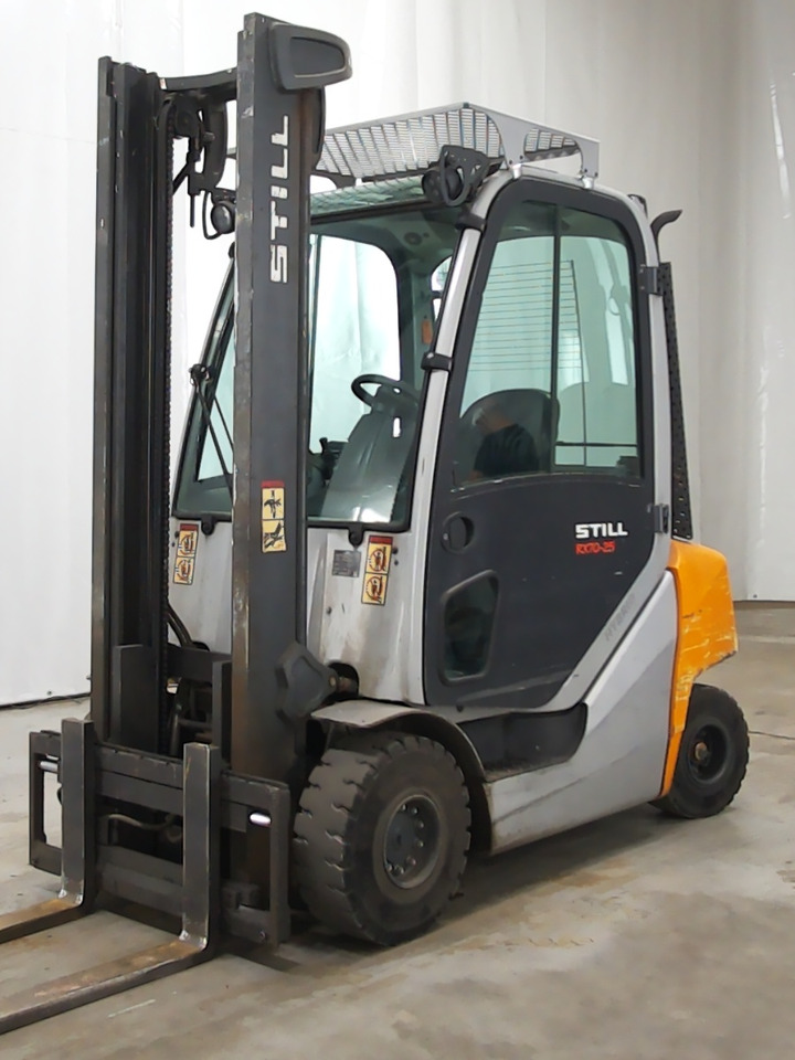 Still RX70-25 - Empilhadeira a diesel: foto 1 Still RX70-25 - Empilhadeira a diesel: foto 1