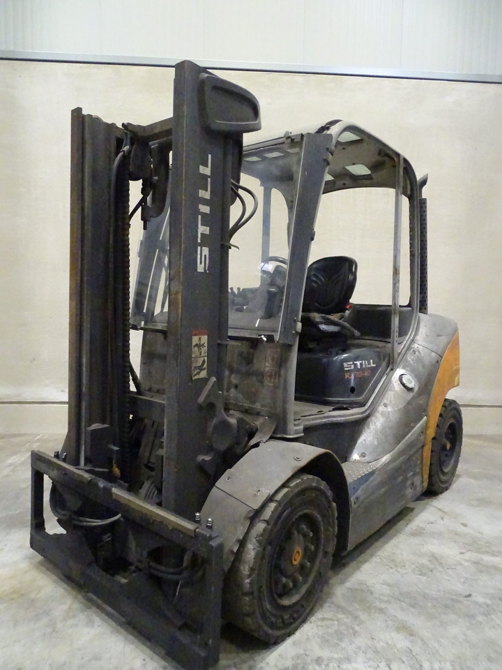 Still RX70-40 - Empilhadeira a diesel: foto 1 Still RX70-40 - Empilhadeira a diesel: foto 1
