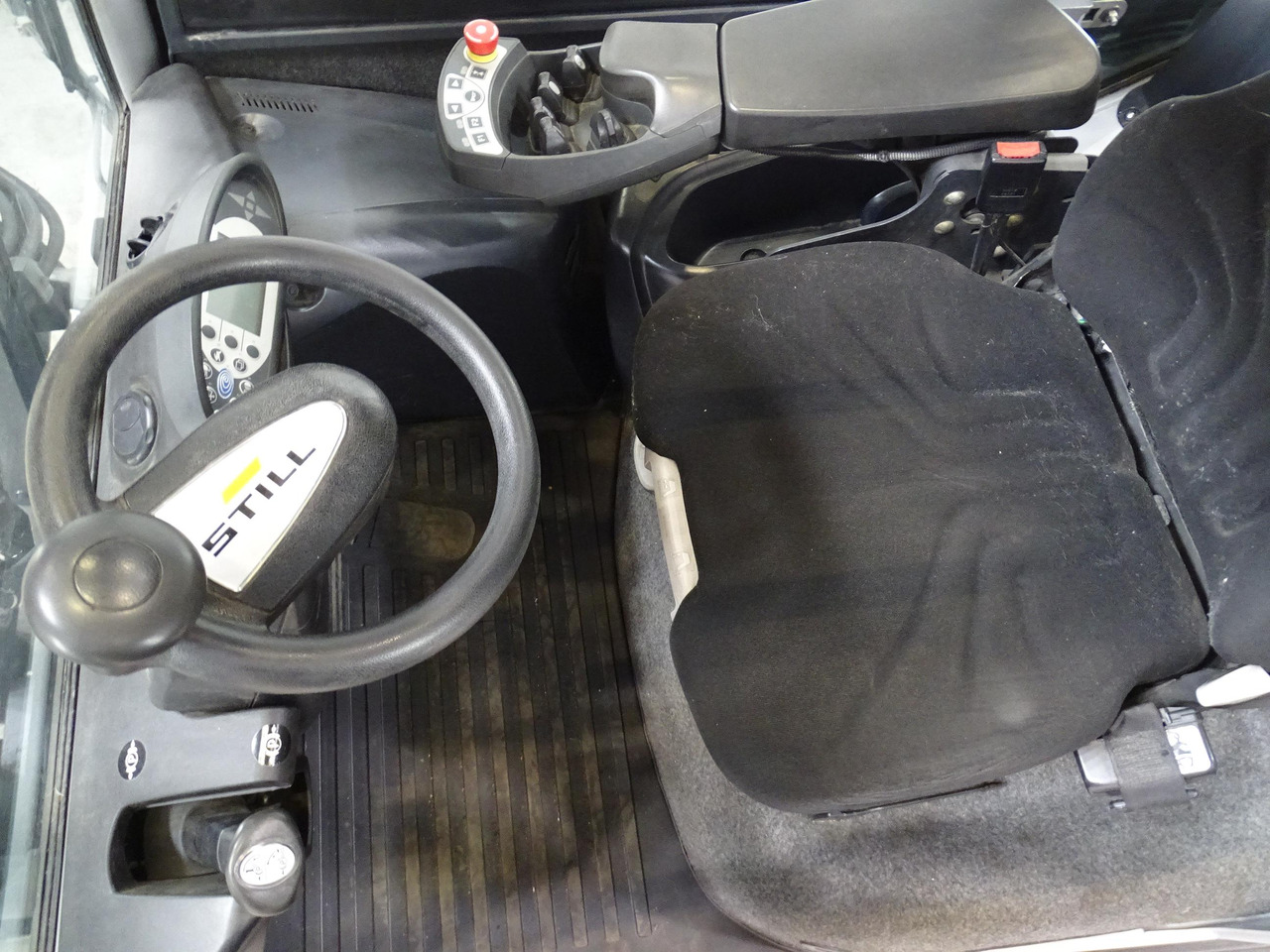 Still RX70-60 - Empilhadeira a diesel: foto 3 Still RX70-60 - Empilhadeira a diesel: foto 3