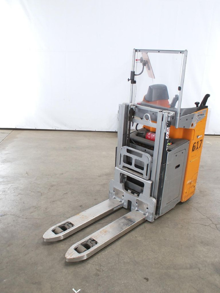 Still SXD20 - Stacker: foto 1 Still SXD20 - Stacker: foto 1