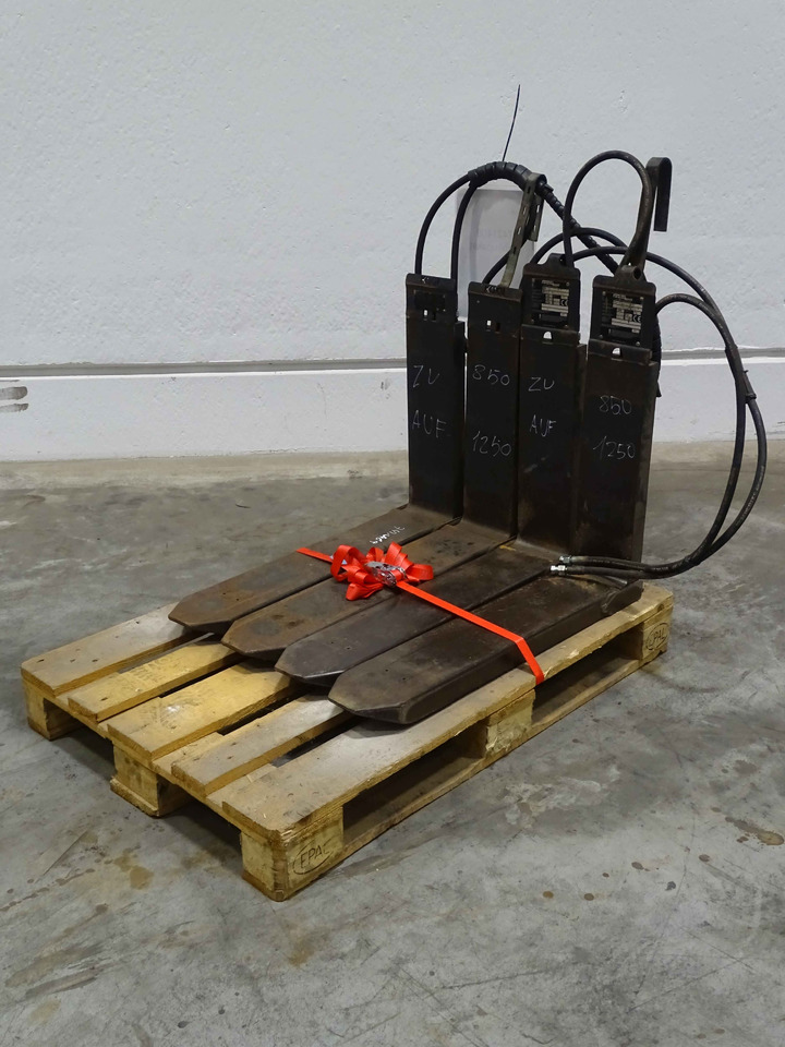 Weitere 2XANBAUGERÄTE - Garfos: foto 1 Weitere 2XANBAUGERÄTE - Garfos: foto 1