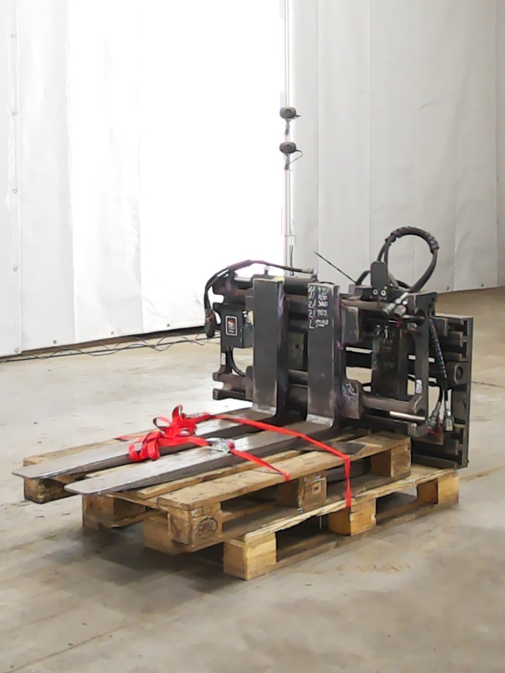 Weitere 2XANBAUGERÄTE - Garfos: foto 1 Weitere 2XANBAUGERÄTE - Garfos: foto 1