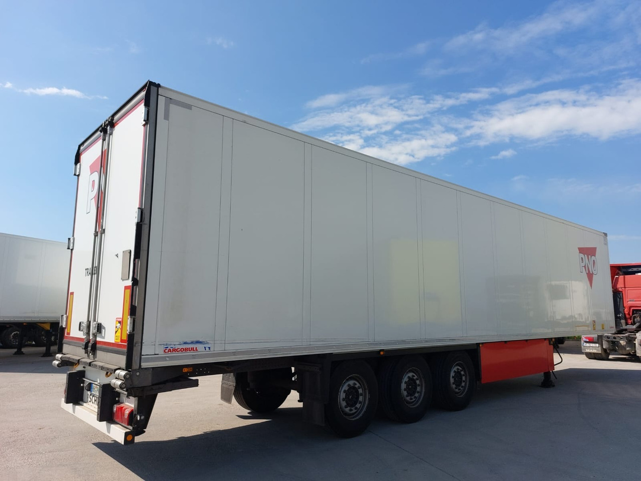 Schmitz Cargobull SCB*S3B - Semi-reboque frigorífico: foto 4 Schmitz Cargobull SCB*S3B - Semi-reboque frigorífico: foto 4