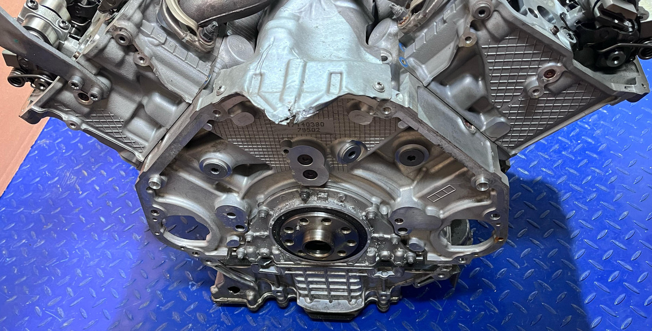 BMW Motor N63B44D Euro 6 - Motor e peças por Máquina de outro: foto 2 BMW Motor N63B44D Euro 6 - Motor e peças por Máquina de outro: foto 2