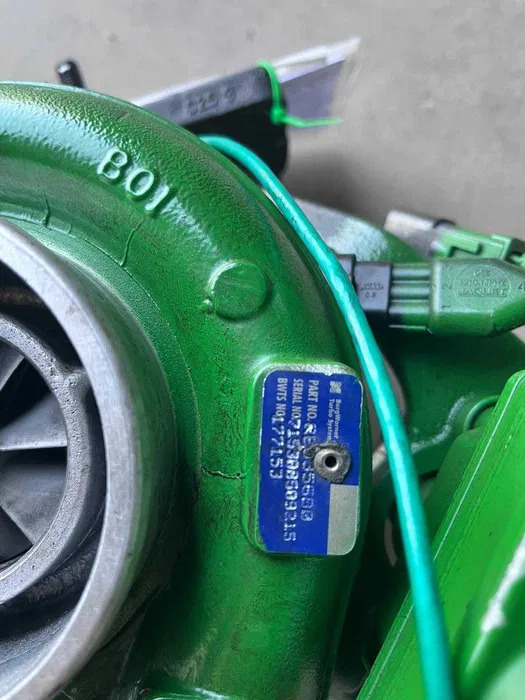 BorgWarner RE335688 - Turbocompressor por Pulverizador automotor: foto 5 BorgWarner RE335688 - Turbocompressor por Pulverizador automotor: foto 5